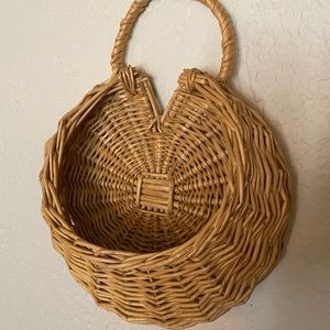 Wall Wicker Basket